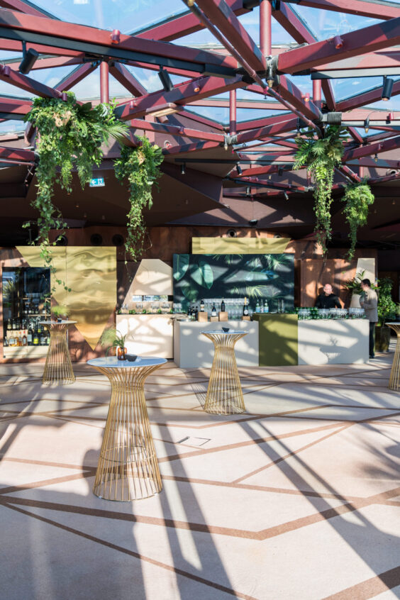 Les Ombres - Kaki Paris